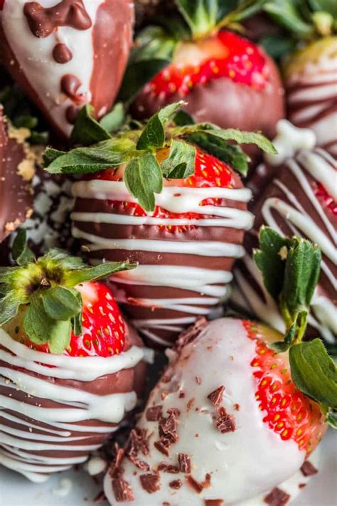 Chocolate Covered Strawberries - Valentina's Corner