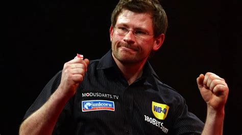 Premier League Darts: Why James Wade needs a win to preserve his ...