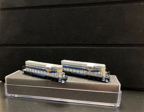 EMD GP7 #100 & #200 - Z Scale | TrainBoard.com - The Internet's Original