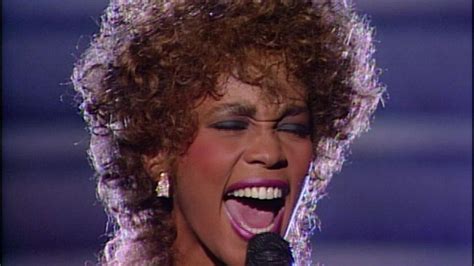 Whitney Houston performs at the 29th GRAMMYs | Grammy, Whitney, Whitney ...