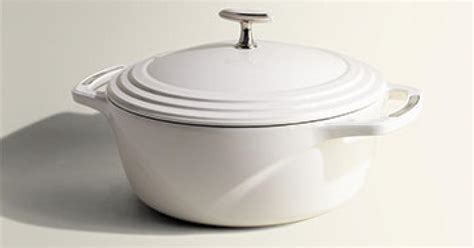 Choose the Perfect USA Enamel™ Dutch Oven | Lodge Cast Iron