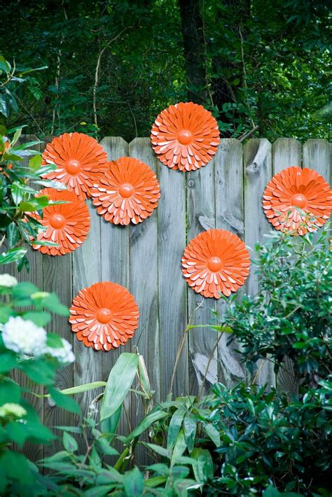 31 Best Garden Fence Decoration Ideas and Designs for 2023