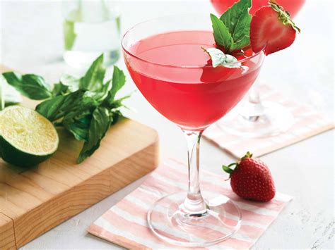 Strawberry Basil Gin Cocktail | Savory