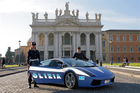 Lamborghini-Gallardo-della-Polizia - Industry Tap