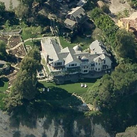 Barbra Streisand's House in Malibu, CA (Google Maps) (#3)