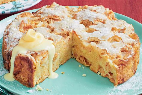 Best easy apple cake recipes ranked