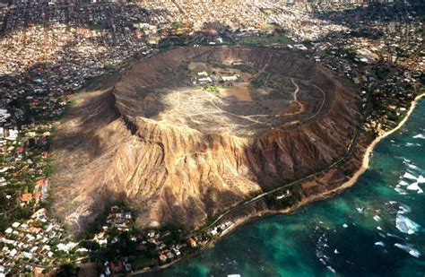 Diamond Head Volcano Tour, Honolulu, Hawaii