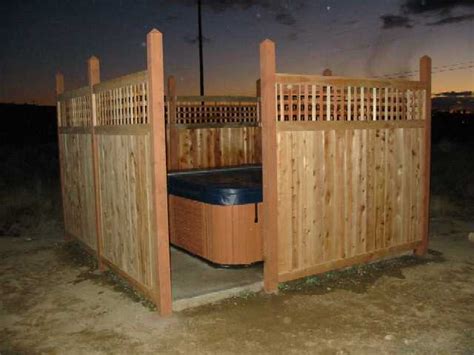 Hot tub privacy fence - Fine Homebuilding