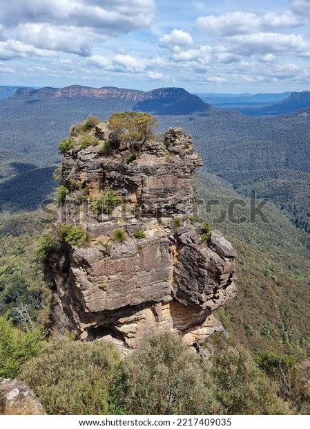 Three Sisters Echo Point Katoomba Blue Stock Photo 2217409035 ...