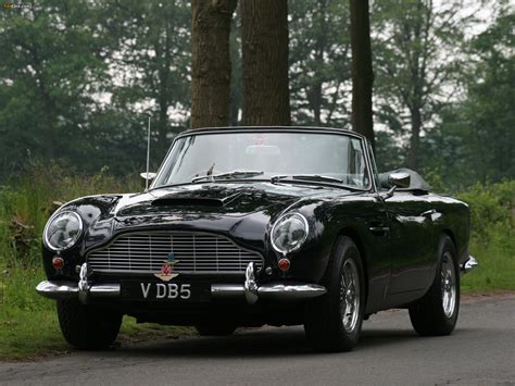 1963 Aston Martin DB5 - Information and photos - MOMENTcar