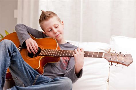 5 Best Acoustic Guitars for Kids in 2023 - instrumentio