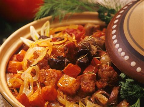 Pork Goulash Recipe | EatSmarter