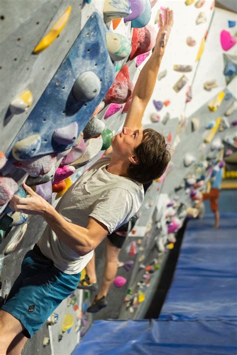 Learning how to read indoor rock climbing routes - Climb Fit