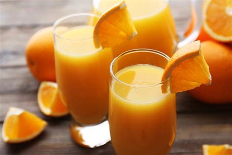 3 Reasons Why You Should Never Drink Orange Juice When You're Sick