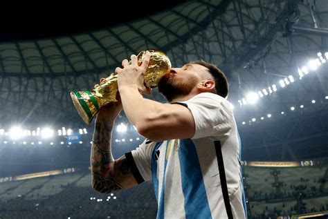 Magical Messi hoists World Cup after final for the ages | Reuters