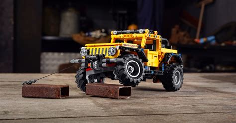 LEGO Technic Jeep Wrangler debuts ahead of 2021 launch - 9to5Toys