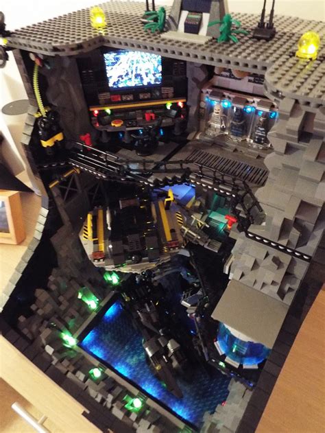 Batman Batcave MOC (Not another, but sadly this one has to go) - LEGO ...