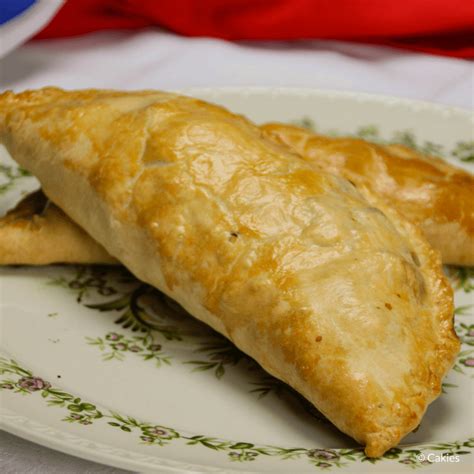 Cornish Pasty Recipe | A Traditional English Pasty