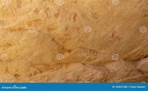 Ancient Rock Art in Sahara Desert Stock Photo - Image of vestige ...