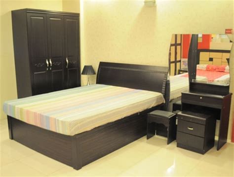 Maple Wood Bedroom Set, Warranty: 1 Year at Rs 165000/set in Kolkata ...