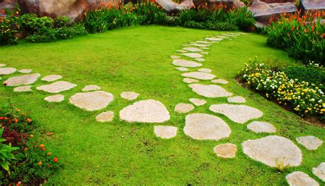 Why stepping stones are the key to a successful garden