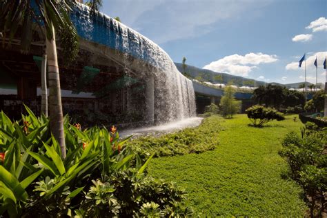 SM City North EDSA Sky Garden - Architizer