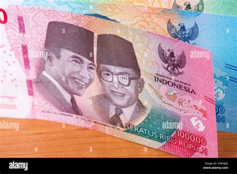 Indonesian money - new serie of banknotes Stock Photo - Alamy