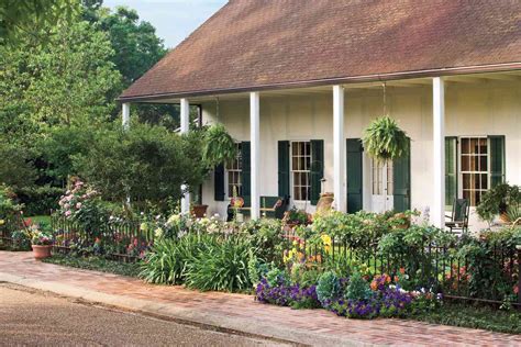 32 Landscaping Ideas For Your Yard That You'll Cherish In Every Season