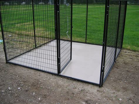 Indoor Dog Kennel Flooring Ideas : Cheap Dog Kennel Flooring Ideas ...