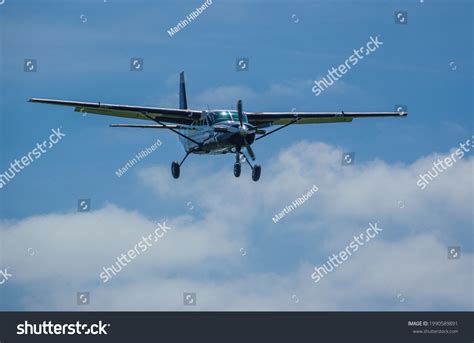 776 Cessna caravan Images, Stock Photos & Vectors | Shutterstock