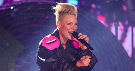 Pink Summer Carnival Tour 2023 setlist in full: Songs P!nk performs at ...