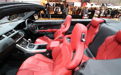 Land-Rover-Range-Rover-Evoque-Convertible-interior – Autowise