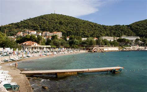 Lapad Beach / Dubrovnik / Croatia // World Beach Guide