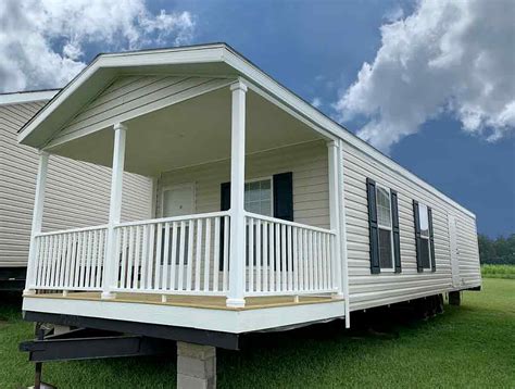 Front Porch Singlewide - Down East Homes of Beulaville, NC