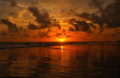 Awesome Sunset at Parangtritis Beach by ichaxmayax on DeviantArt