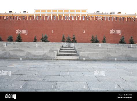 Moscow kremlin red square Stock Photo - Alamy