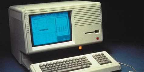 Apple's Historic Lisa Computer was Born 35 Years Ago Today | Inverse