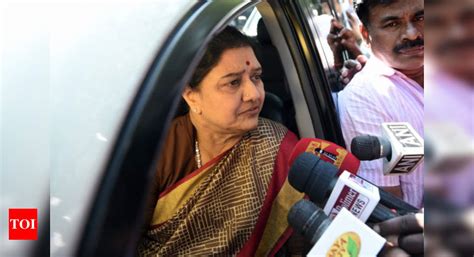 Tamil Nadu Politics: Sasikala loses VIP status in prison | India News ...