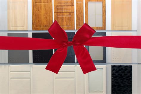 The Gift of Custom Cabinet Doors This Holiday Season - Cabinet Now