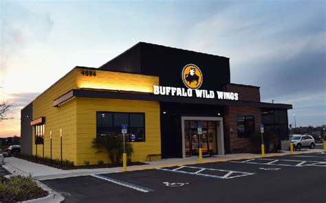 Buffalo Wild Wings Has BOGO On Wing Delivery | Mix 94.1