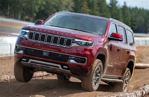 2023 Jeep Wagoneer: 49 Exterior Photos | U.S. News