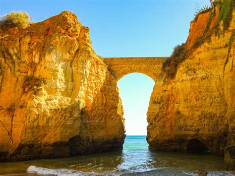 What Are the Best Places to Visit in the Algarve, Portugal?