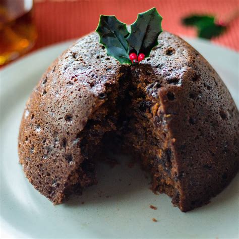 Divine Christmas Pudding - DishymamaDishymama