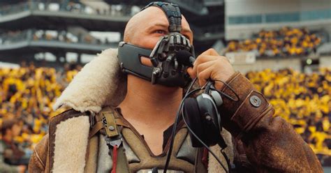 Why Does Bane Wear a Mask? The Reason Actually Varies