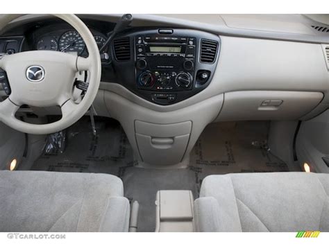 2002 Mazda MPV LX interior Photos | GTCarLot.com