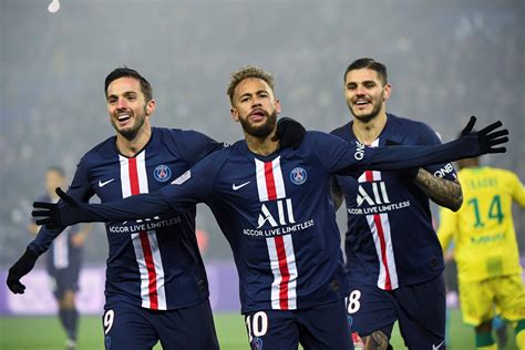 Psg Declared French League Champion As Season Ends Early Daily Sabah