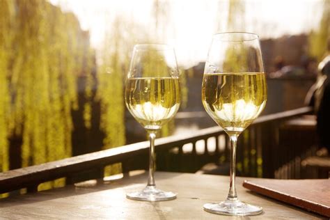 Pinot Grigio vs Pinot Gris Wine Guide | Total Wine & More