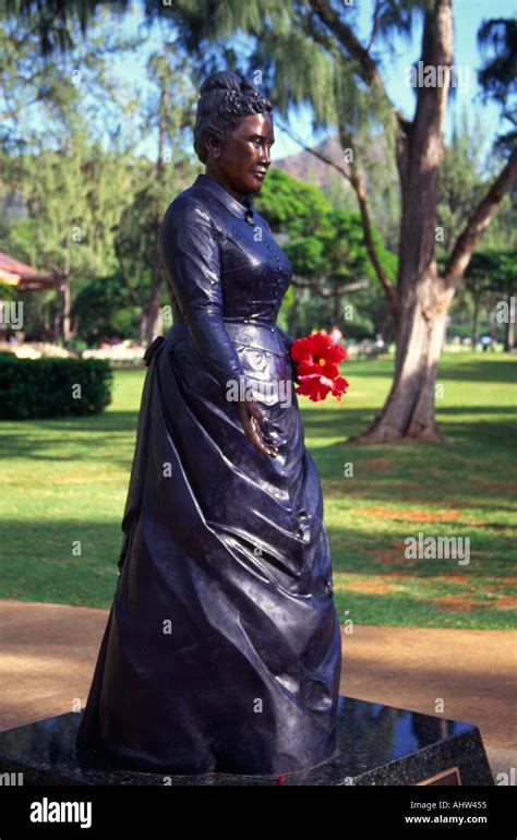 Queen Kapiolani statue Kapiolani Park Waikiki Oahu Hawaii Stock Photo ...