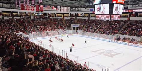 Boston University Men's Hockey Games | Travelzoo