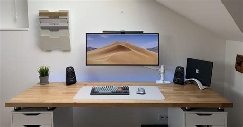 The Perfect Desktop Lighting for your Setup - Minimal Desk Setups